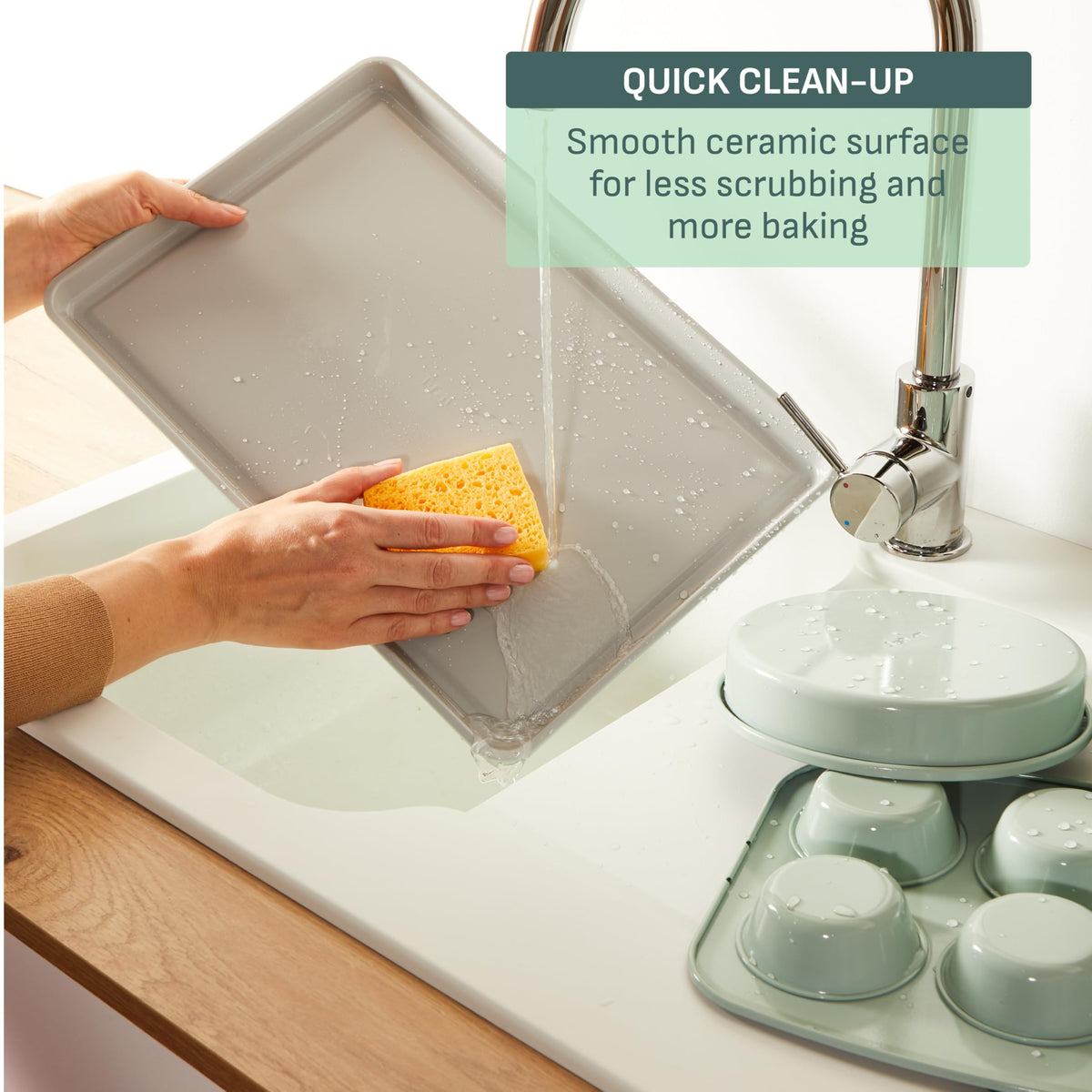 8 Pc Non Stick Ceramic Bakeware Set N187